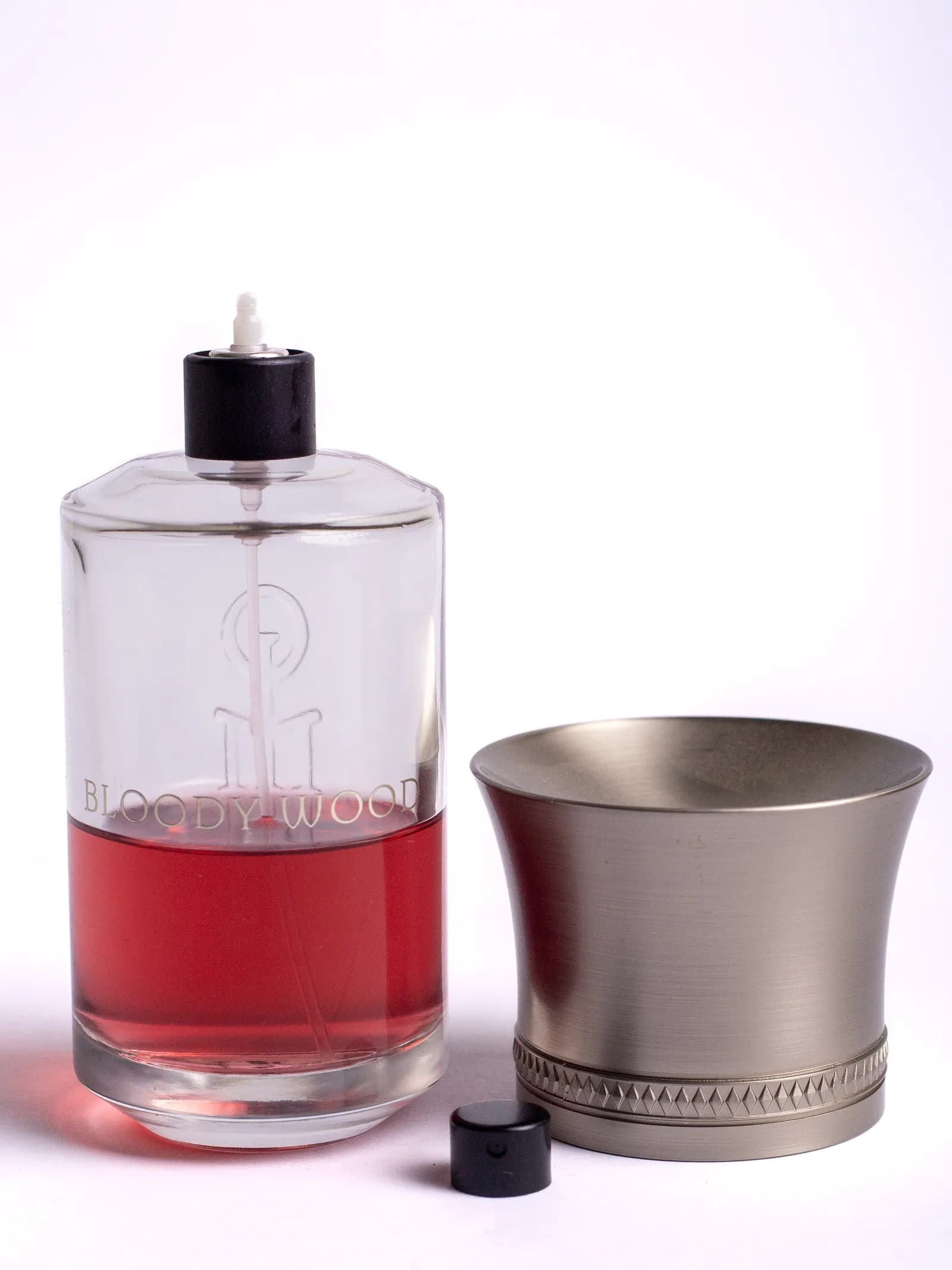 Парфум Les Liquides Imaginaires Bloody Wood
